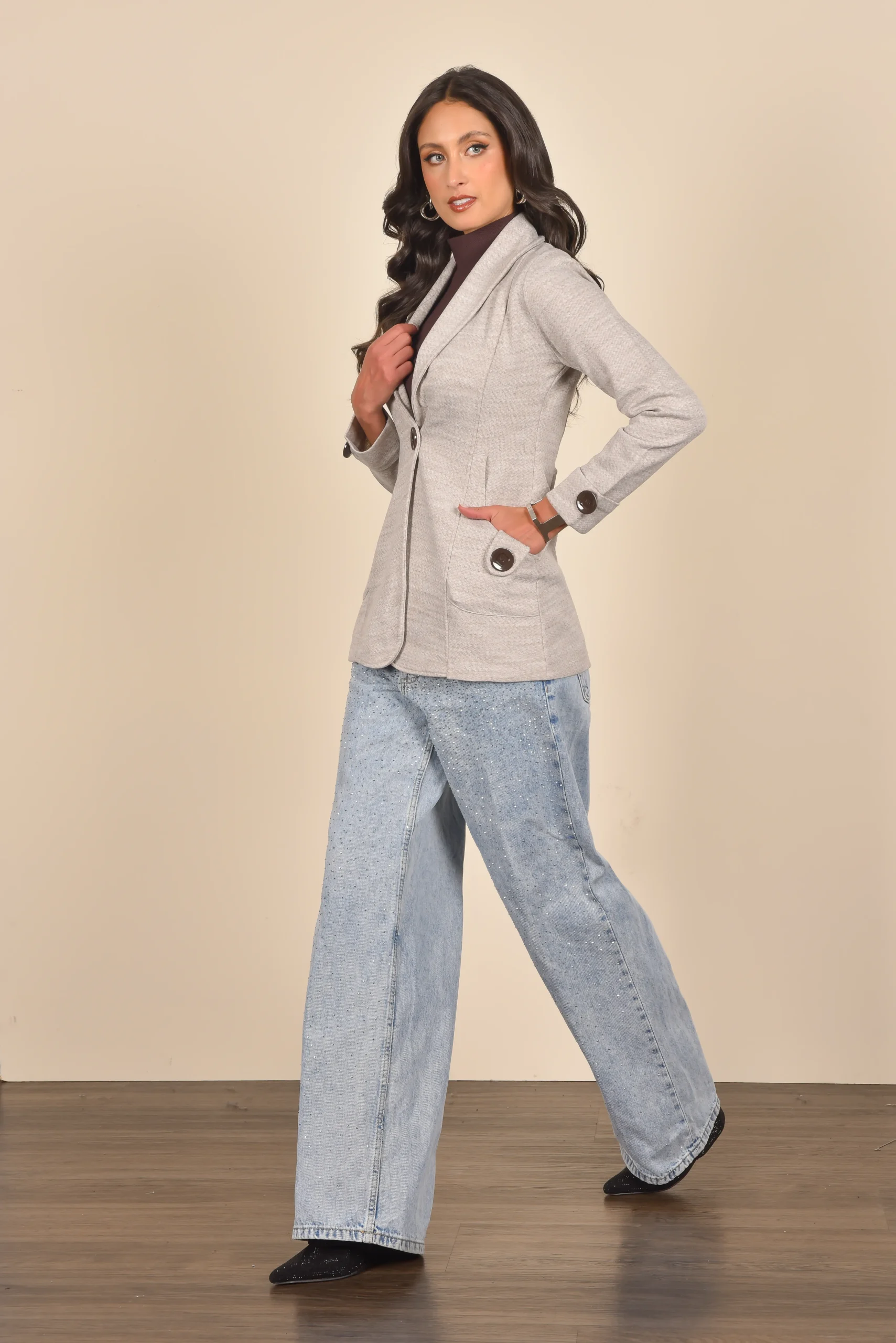 REF 117-1 gabán-smoking-mujer-beige