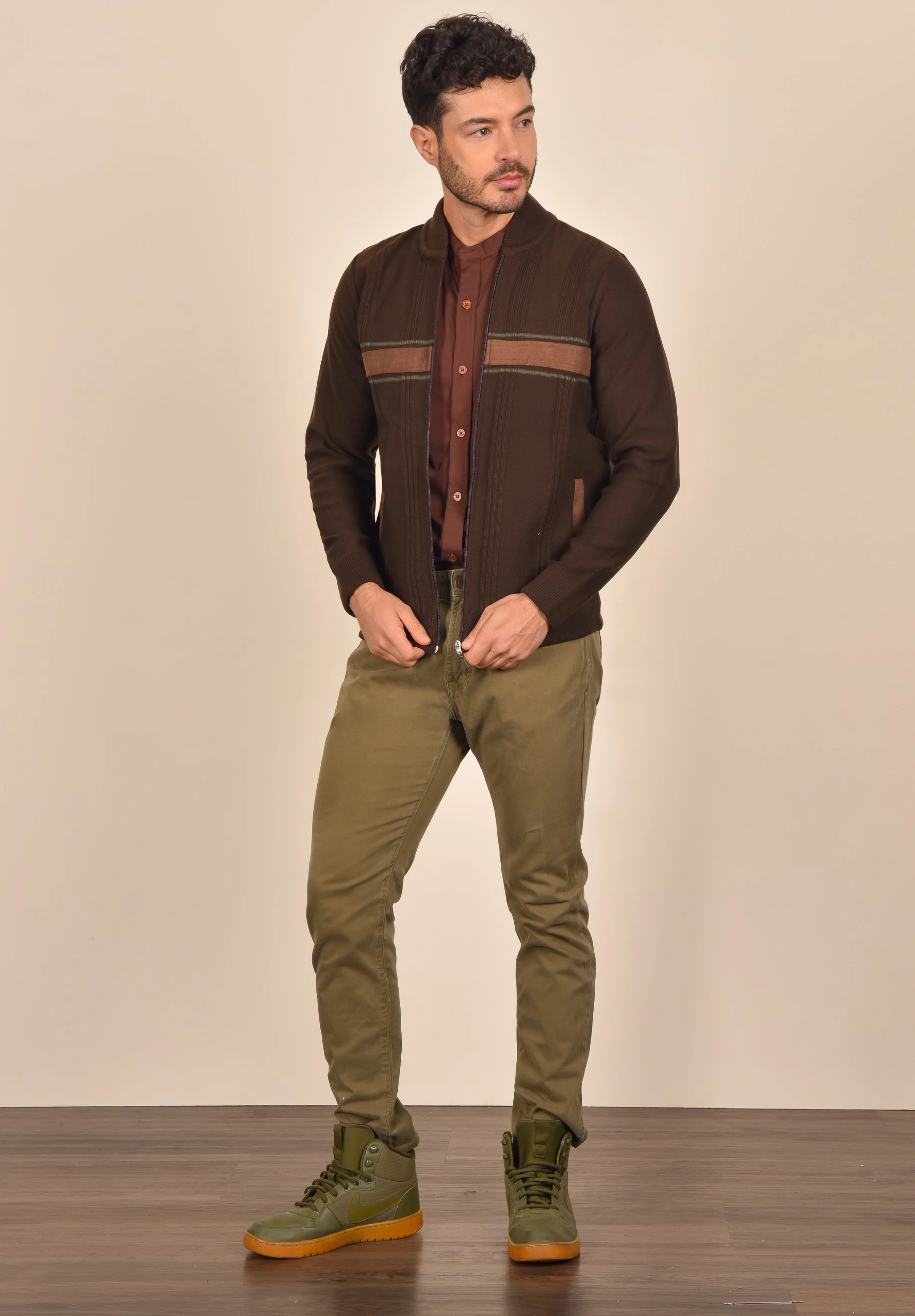 totas-chaqueta-trujillo-hombre-cafe