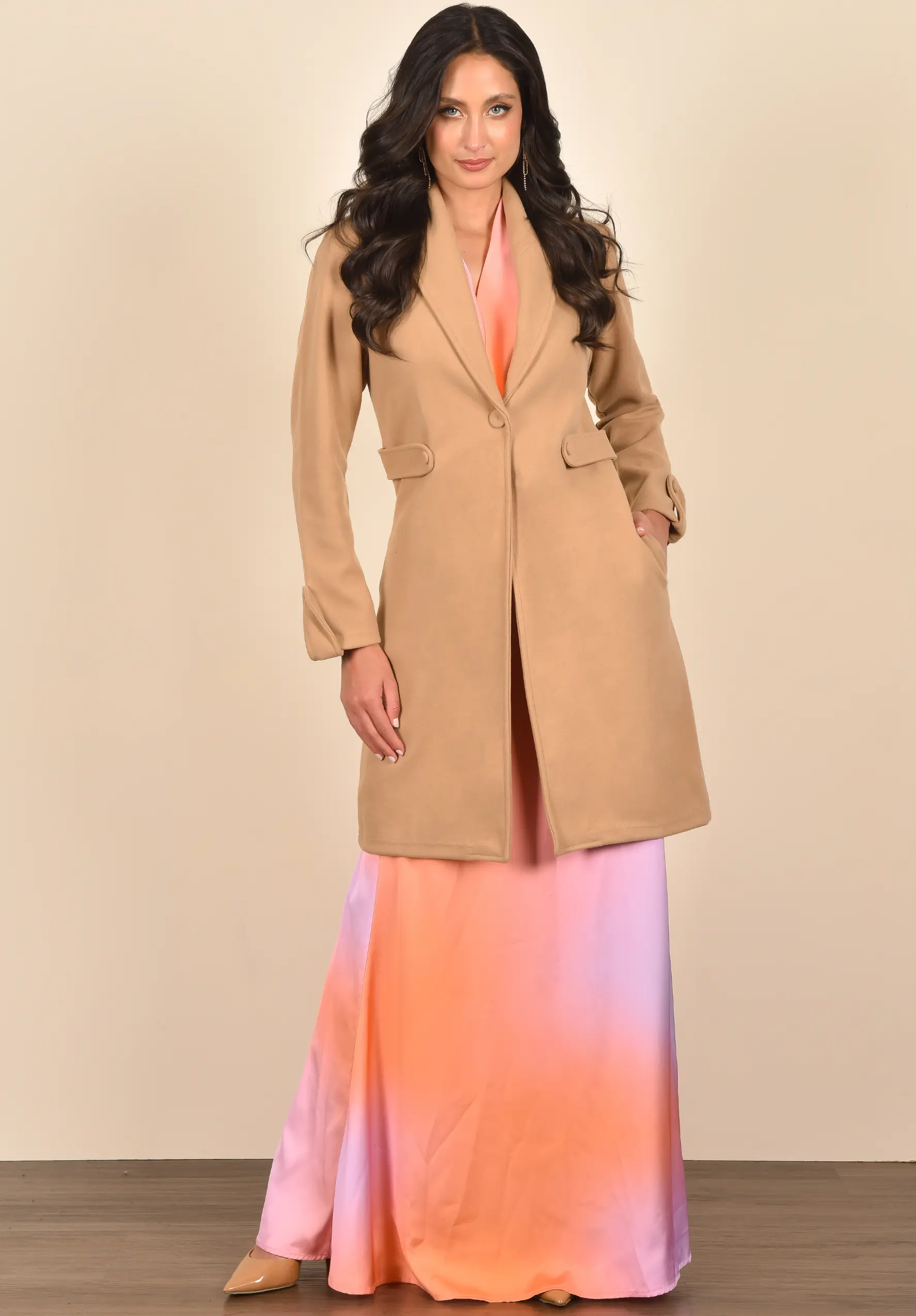 REF 828 gaban-tiana-mujer-camel