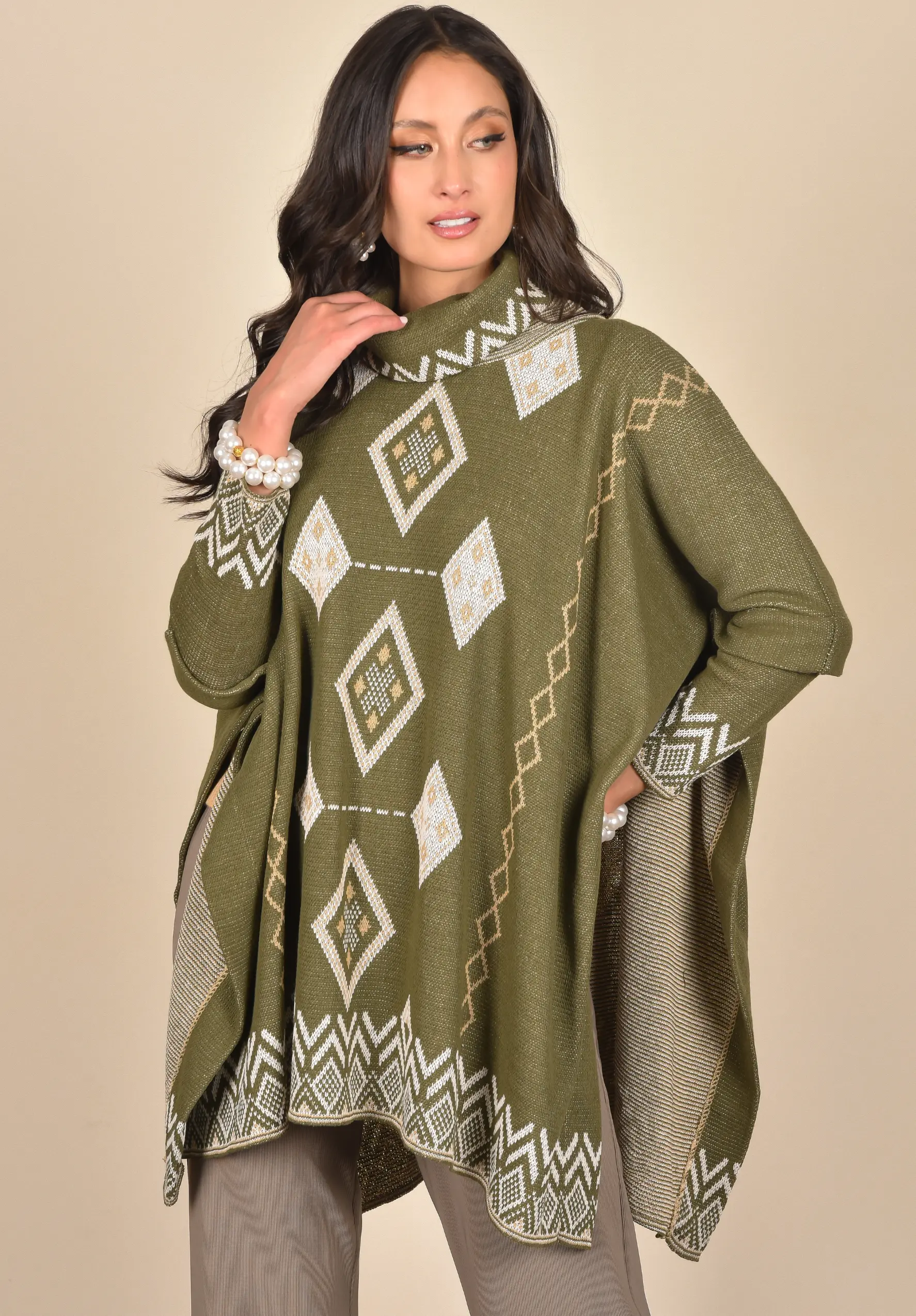 REF 831 ruana-artemisa-mujer-verde