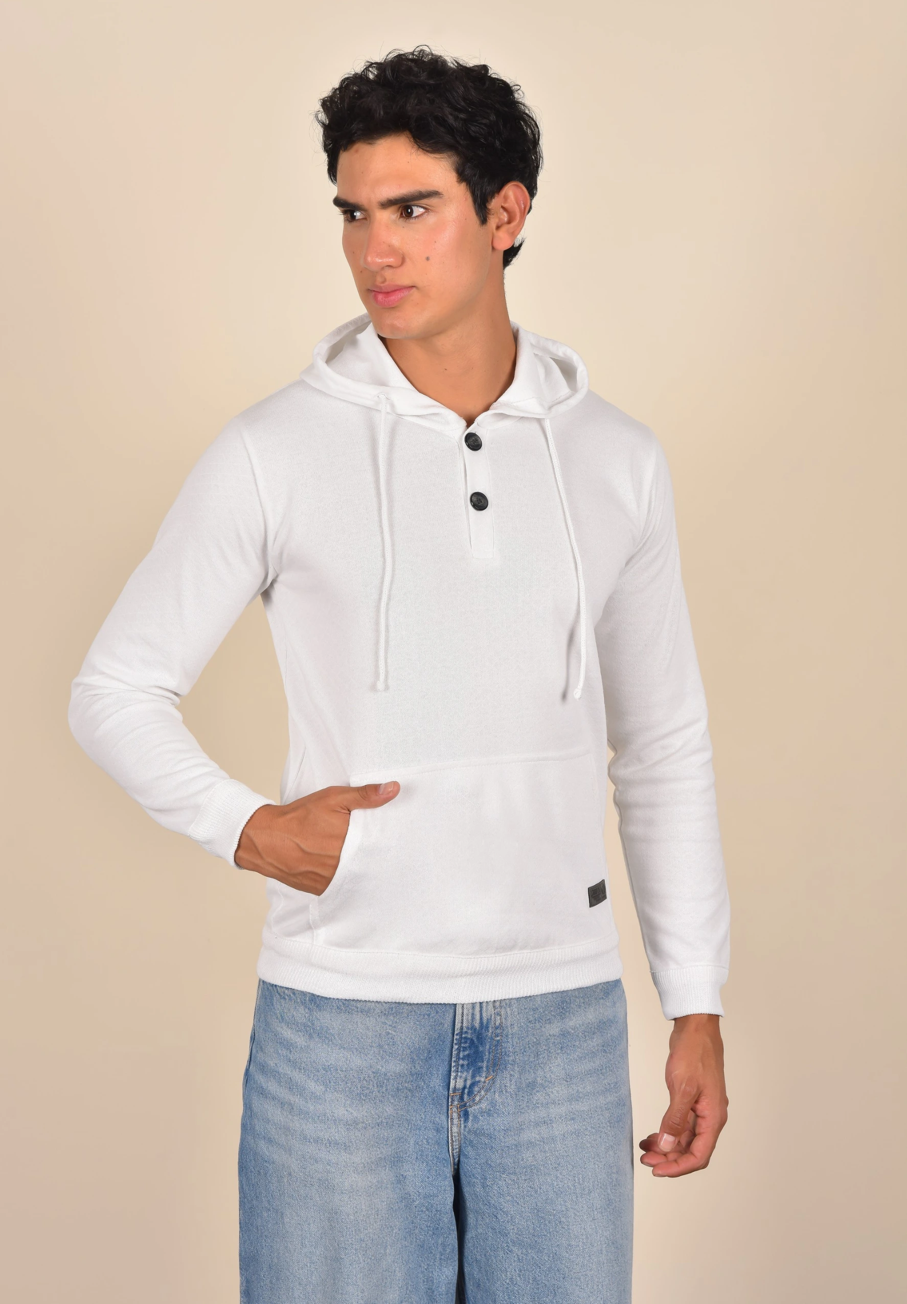 totas-buzo-capota-golden-hombre-blanco